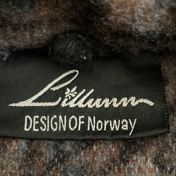 🎉Host Pick🎉 Lulliun design of Norway 🇳🇴 wool jacket - Picture 4 of 5
